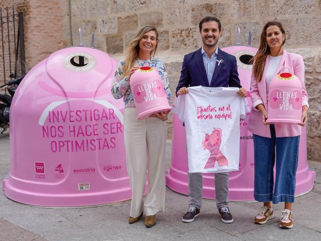 Ecovidrio y el Ayuntamiento de Torrejón de Ardoz presentan la campaña solidaria “Recicla vidrio para ellas” en apoyo a la investigación contra el cáncer de mama y a favor del reciclaje de vidrio 