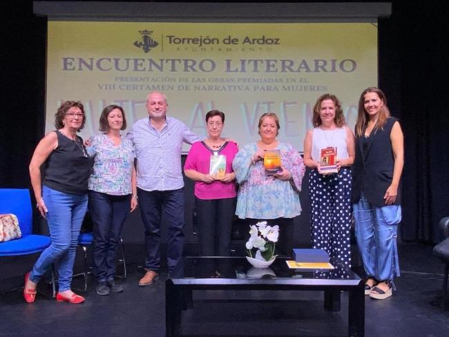 Presentados los libros ganadores del VIII Certamen Literario de Narrativa “Mujer al viento”