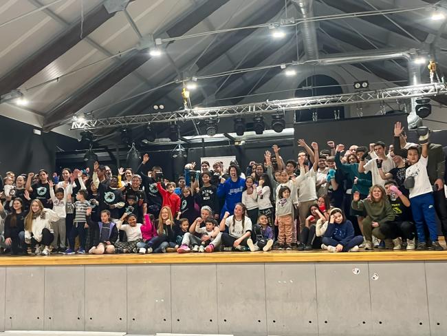 A la charla y a la masterclass de Miriam Gutiérrez asistieron personas de todas las edades