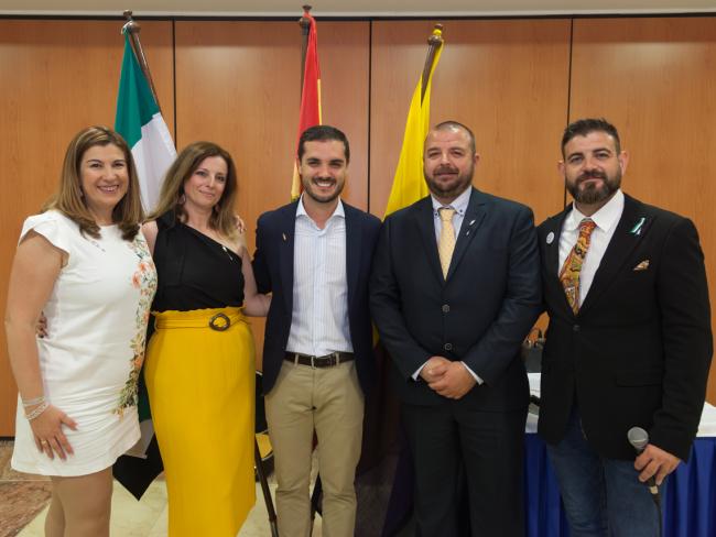 El Círculo Extremeño entregó su máximo distintivo, la Bellota de Oro, al alcalde de Torrejón de Ardoz, Alejandro Navarro Prieto, por su colaboración con la entidad y con los extremeños de la ciudad