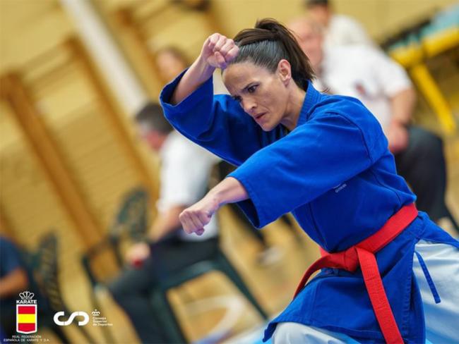 Clara Gutiérrez, campeona de España Máster de karate
