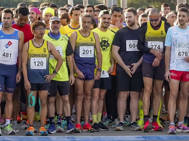 Miles de personas disfrutaron de la jornada festiva haciendo deporte