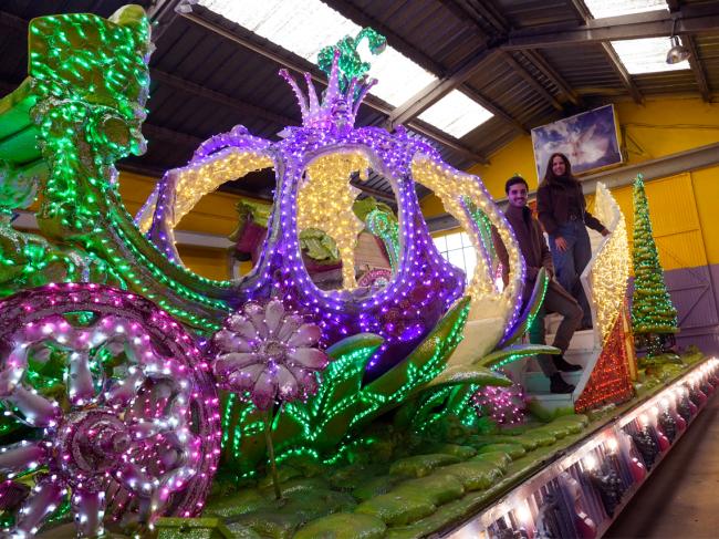 El alcalde, Alejandro Navarro Prieto, y la concejala de Igualdad y Festejos, María Eugenia Gil Blázquez, ha presentado esta mañana la Gran Cabalgata de Reyes Aérea