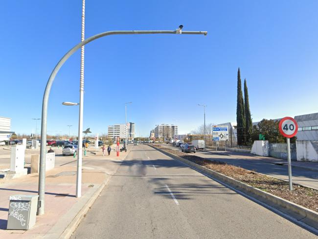 Sistema de lectura de matrículas de vehículos de coches robados o implicados en algún acto delictivo 