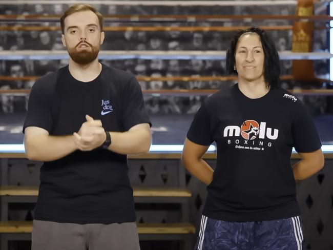 La campeona del mundo de boxeo y concejala de Turismo del Ayuntamiento de Torrejón de Ardoz, Mirian Gutiérrez, con el mayor creador de contenidos de España, Ibai Llanos