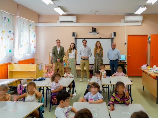 Ya son 10 los colegios públicos de Torrejón de Ardoz que cuentan con aire acondicionado en todas sus aulas, siendo la única ciudad de España en la que todos sus alumnos y profesores han comenzado a disfrutar de esta climatización