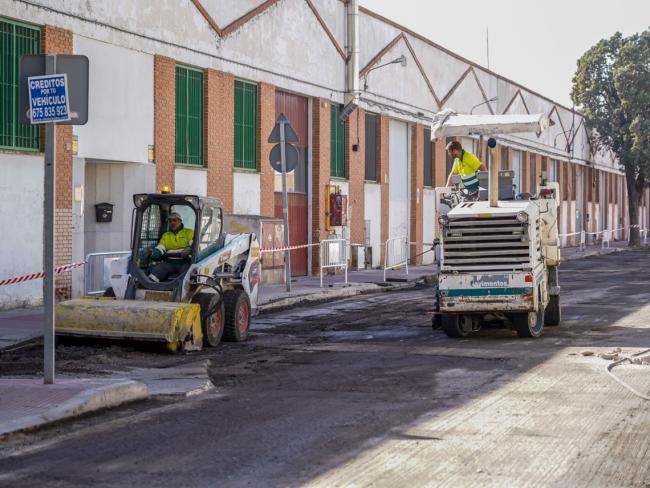 Asfaltado de la calle Silicio
