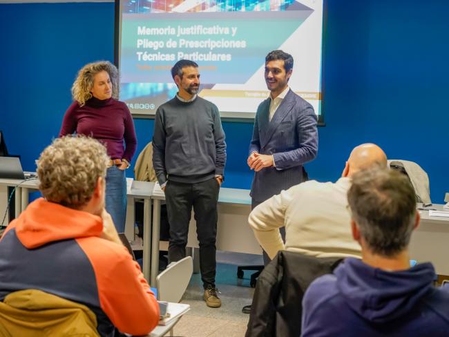 El alcalde, Alejandro Navarro Prieto, quien además es el presidente de la Comisión de Deportes de la Federación Española de Municipios y Provincias, dirigiendo unas palabras a los asistentes