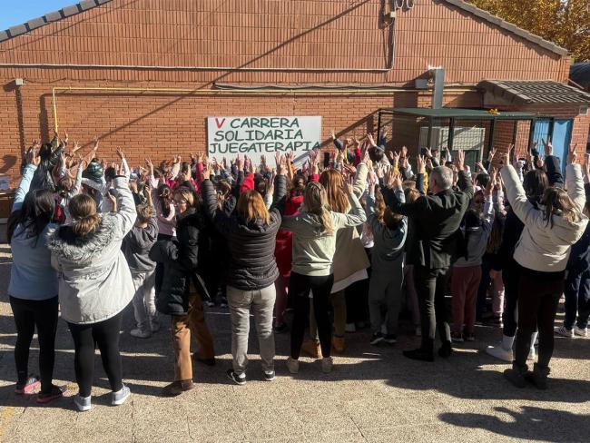 Participantes en la V Carrera Solidaria a favor de la Fundación Juegaterapia