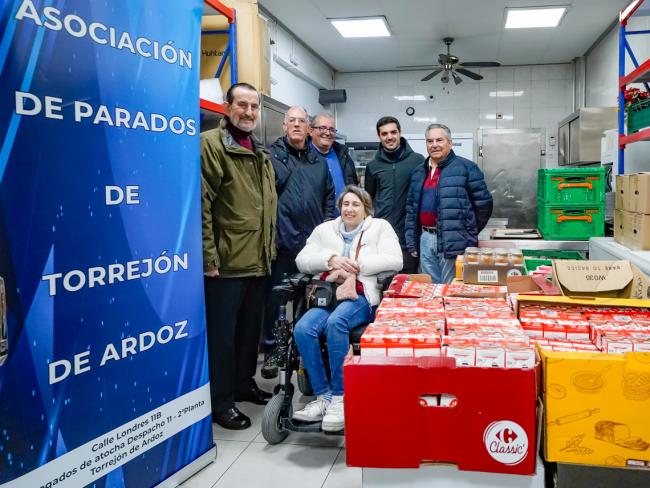 La Asociación de Parados de Torrejón de Ardoz donó alimentos por valor de 1.450 euros al Comedor Solidario de la ciudad